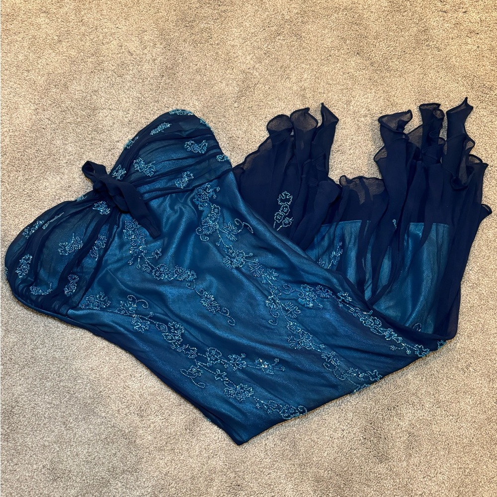 Vintage beautiful blue beaded scala dress!
- beaded dark blue silk mesh overlay